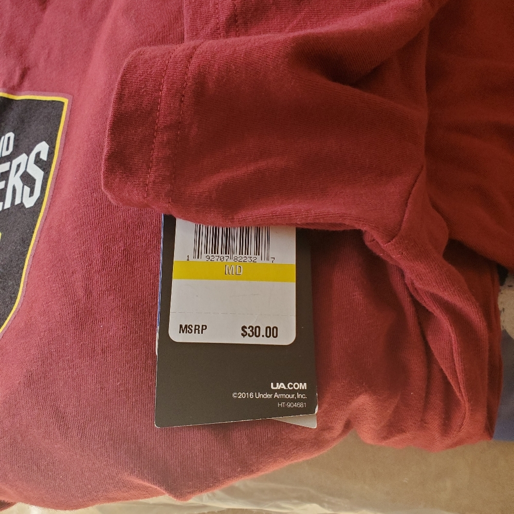 Cleveland Cavaliers UnderArmour T-Shirt - Picture 4 of 4